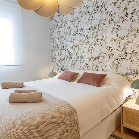 Teatro Suites Malaga City Flat Extérieur photo