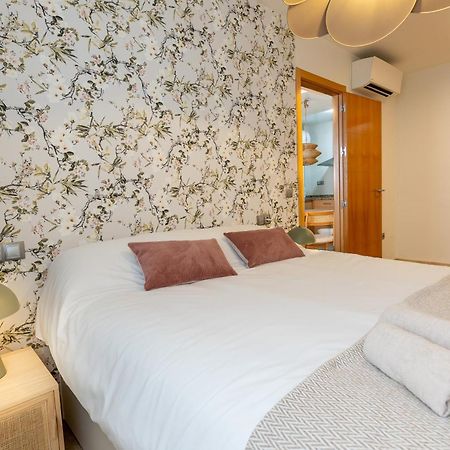 Teatro Suites Malaga City Flat Extérieur photo