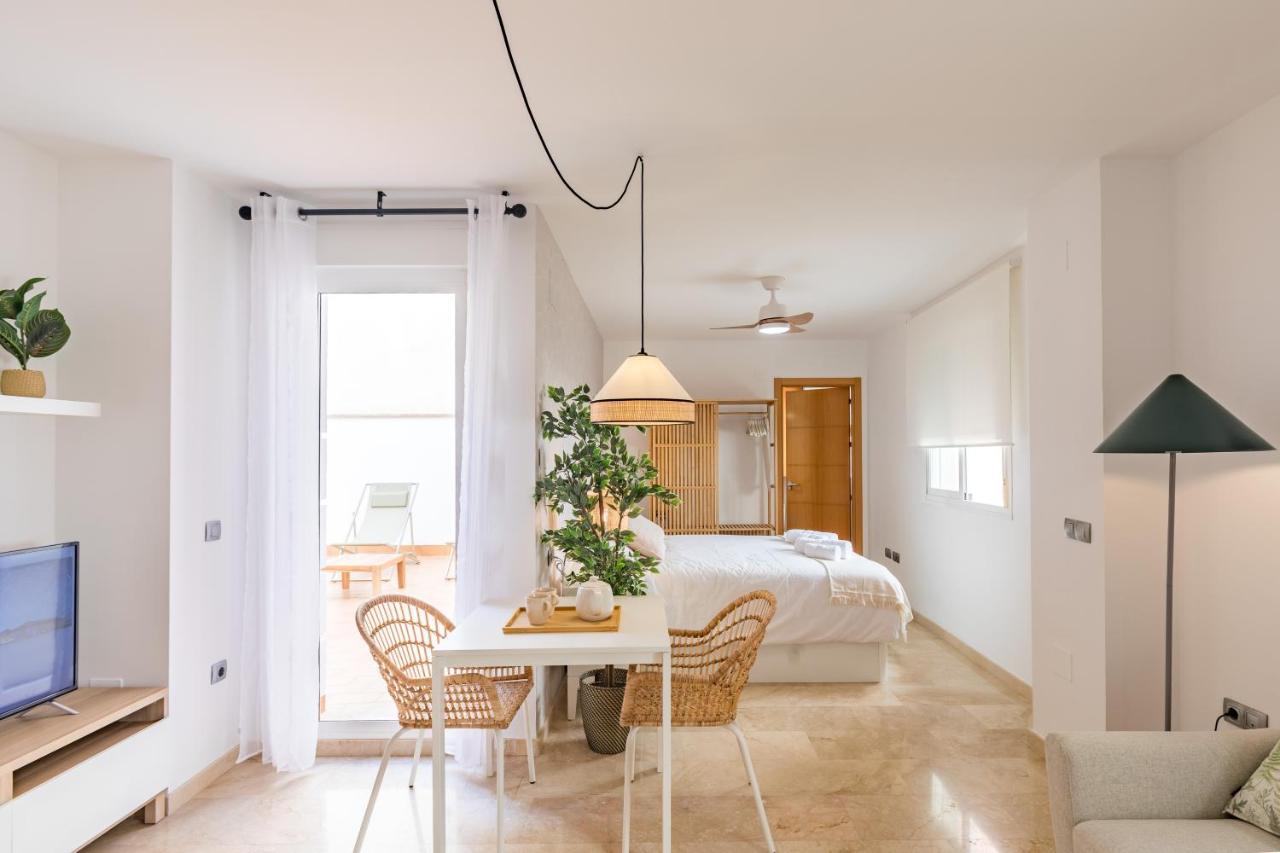 Teatro Suites Malaga City Flat Extérieur photo