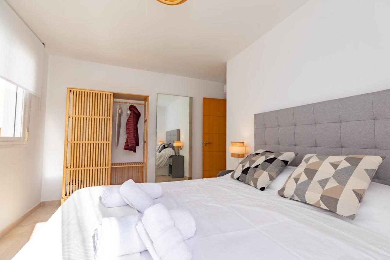 Teatro Suites Malaga City Flat Extérieur photo
