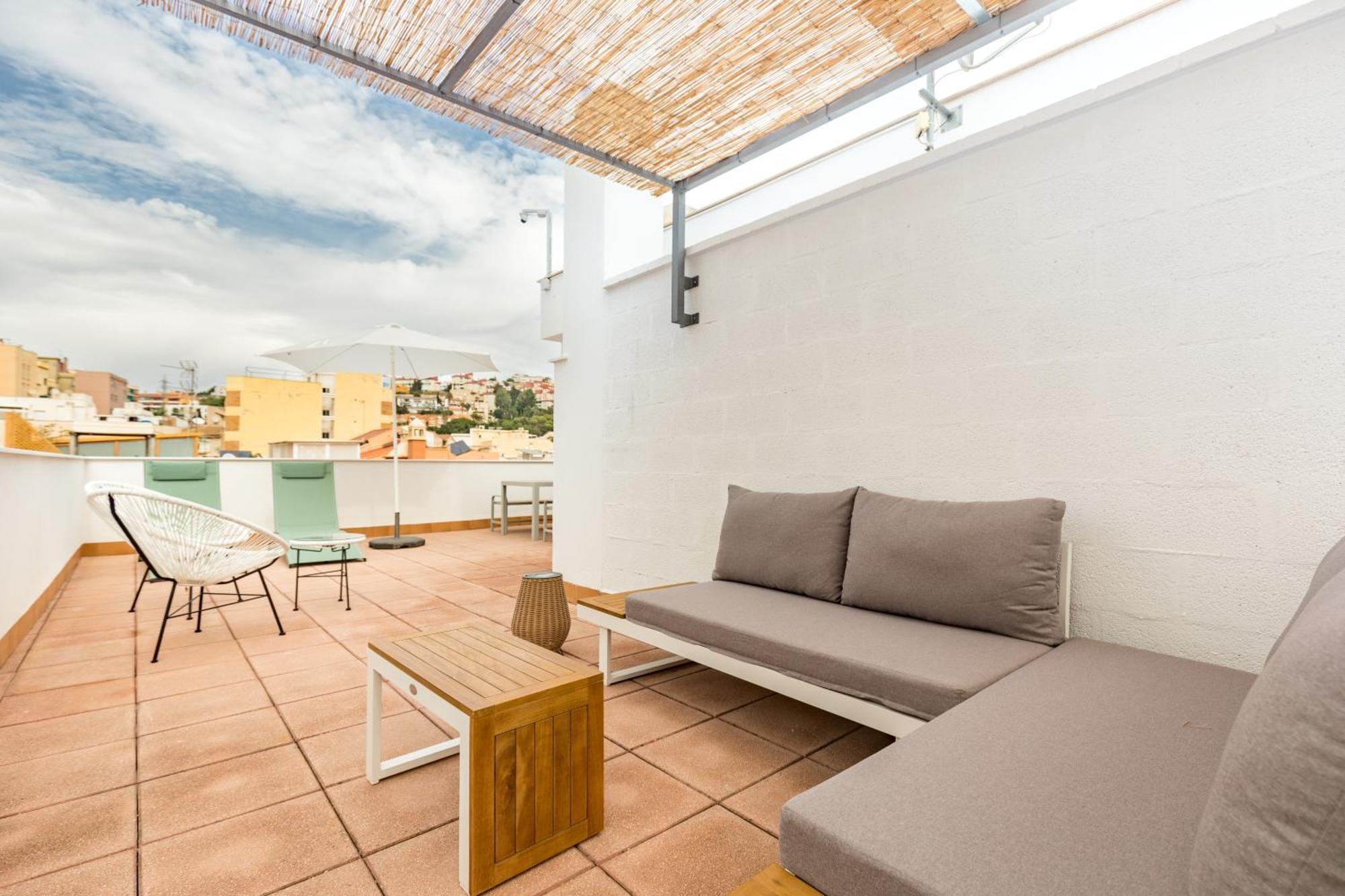 Teatro Suites Malaga City Flat Extérieur photo